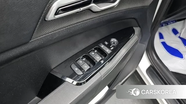 Kia Sportage 5th Generation 2022 Белый из Кореи, фото 4