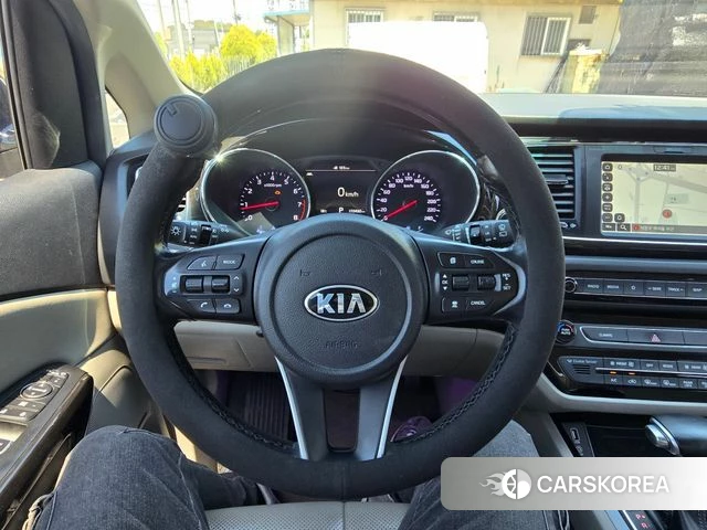 Kia The New Carnival 2018 Серый из Кореи, фото 4