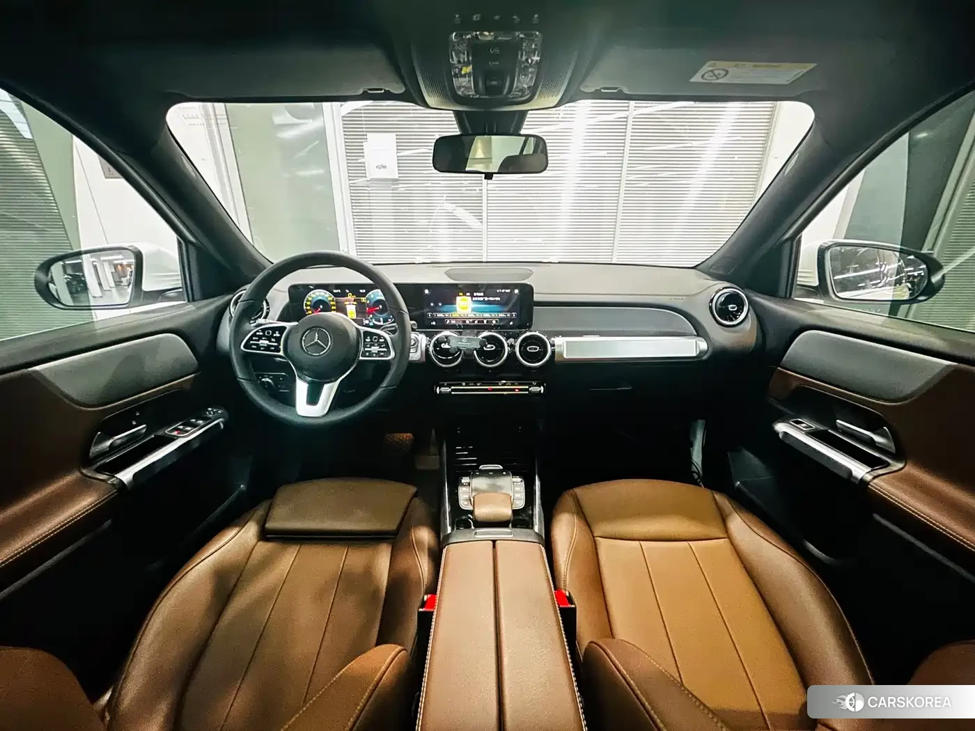Mercedes-Benz GLB 2022 Белый из Китая, фото 4
