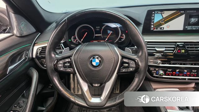BMW 5 Series (G30) 2018 Синий из Кореи, фото 4