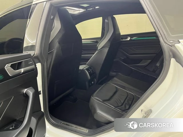 Volkswagen Arteon 2022 Белый из Кореи, фото 4