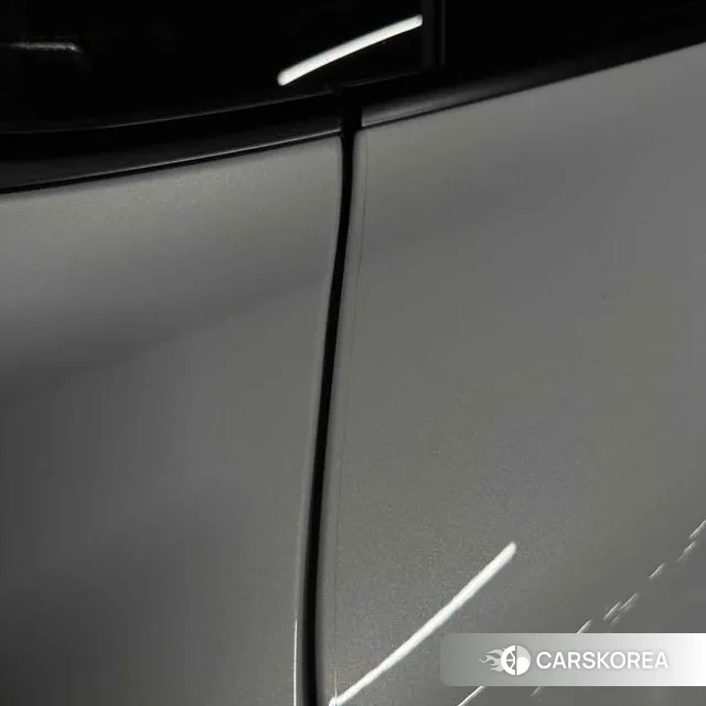 Porsche Taycan 2024 Серебристо-серый из Кореи, фото 4