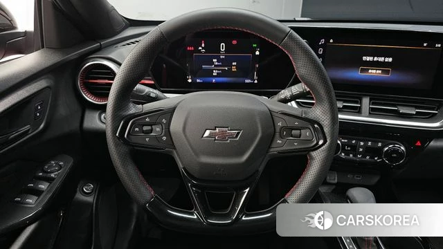 Chevrolet (GM Daewoo) Trax Crossover 2023 Красный из Кореи, фото 4