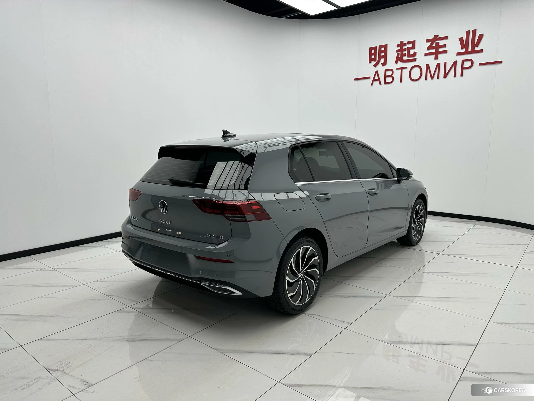 Volkswagen Golf 2023 Темно-серый из Китая, фото 4