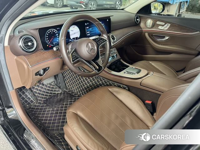 Mercedes-Benz E-class 2022 Черный из Китая, фото 4