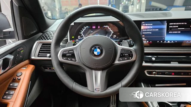 BMW X7 (G07) 2025 Черный из Кореи, фото 4