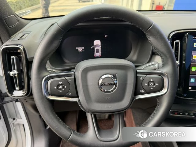 Volvo XC40 2024 Белый из Китая, фото 4
