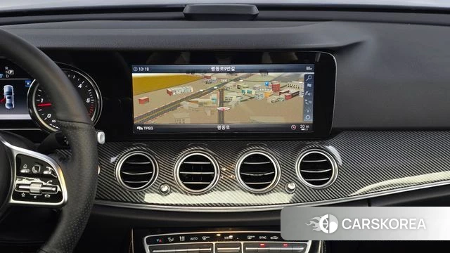 Mercedes-Benz E-Class W213 2018 Серый из Кореи, фото 4