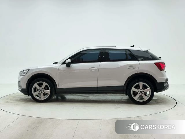 Audi Q2L 2022 Белый из Китая, фото 4