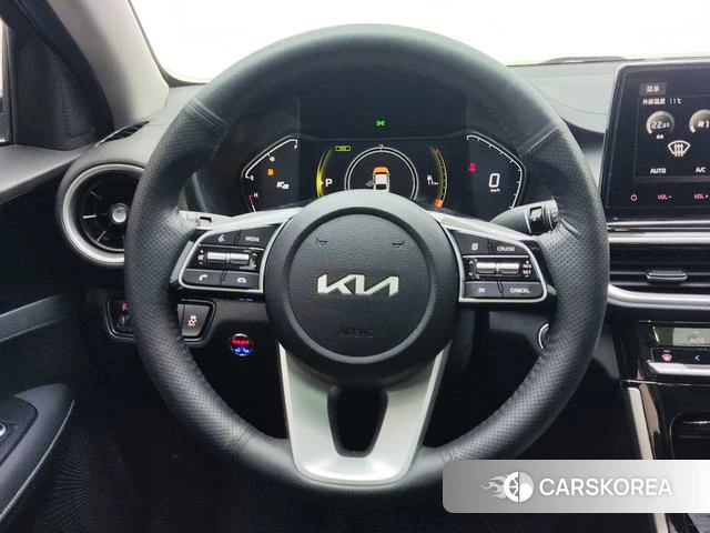Kia K3 2022 Белый из Китая, фото 4