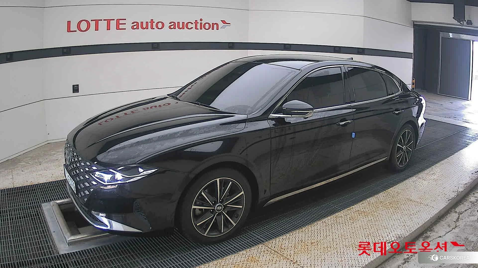Hyundai Grandeur 2023 Abyss Black Pearl из Кореи, фото 4