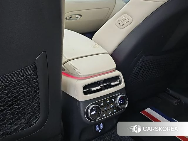 Genesis GV70 2021 Белый из Кореи, фото 4