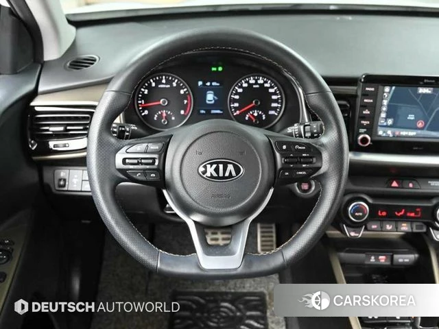 Kia Stonic 2020 Белый из Кореи, фото 4