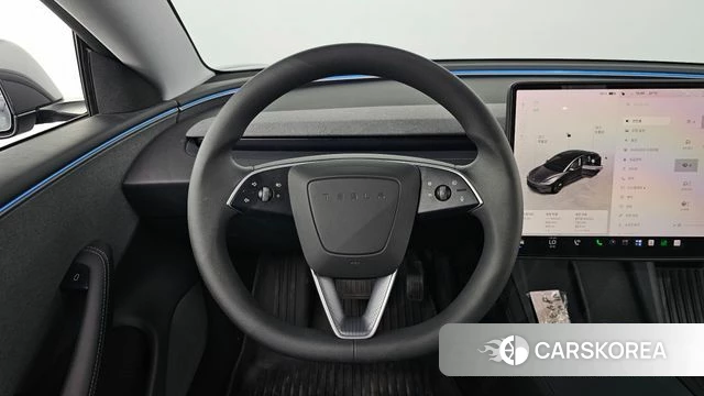 Tesla Model 3 2025 Серый из Кореи, фото 4