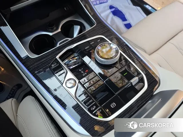 BMW X5 (G05) 2025 Черный из Кореи, фото 4