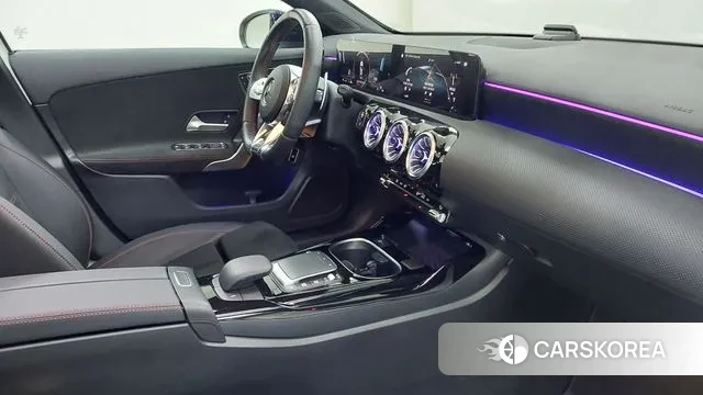 Mercedes-Benz A-Class W177 2023 Белый из Кореи, фото 4