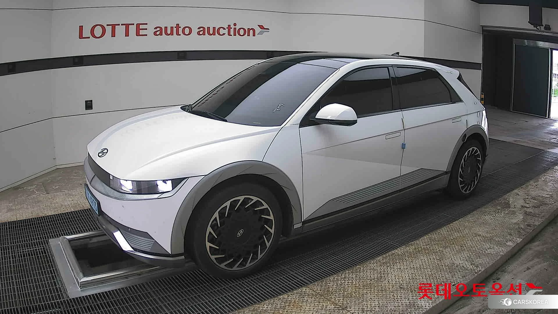 Hyundai IONIQ 5 2022 Atlas White из Кореи, фото 4