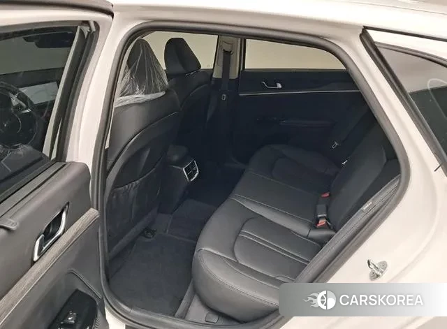 Kia The New K5 3rd generation 2024 Белый из Кореи, фото 4