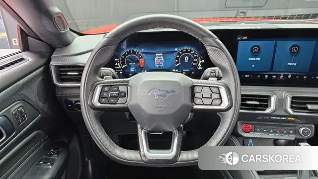 Ford Mustang 7th Generation 2024 Красный из Кореи, фото 4