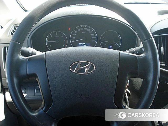 Hyundai The New Grand Starex 2018 Серебристо-серый из Кореи, фото 4