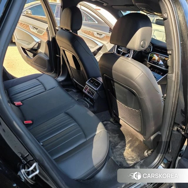 Audi A6 (C8) 2021 Черный из Кореи, фото 4