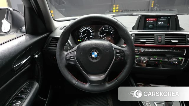 BMW 1 Series (F20) 2018 Белый из Кореи, фото 4