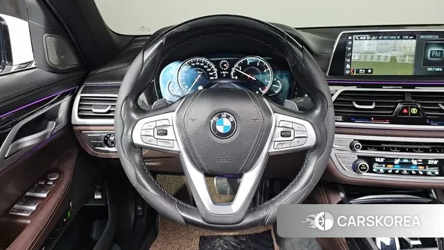 BMW 7 Series (G11) 2018 Белый из Кореи, фото 4