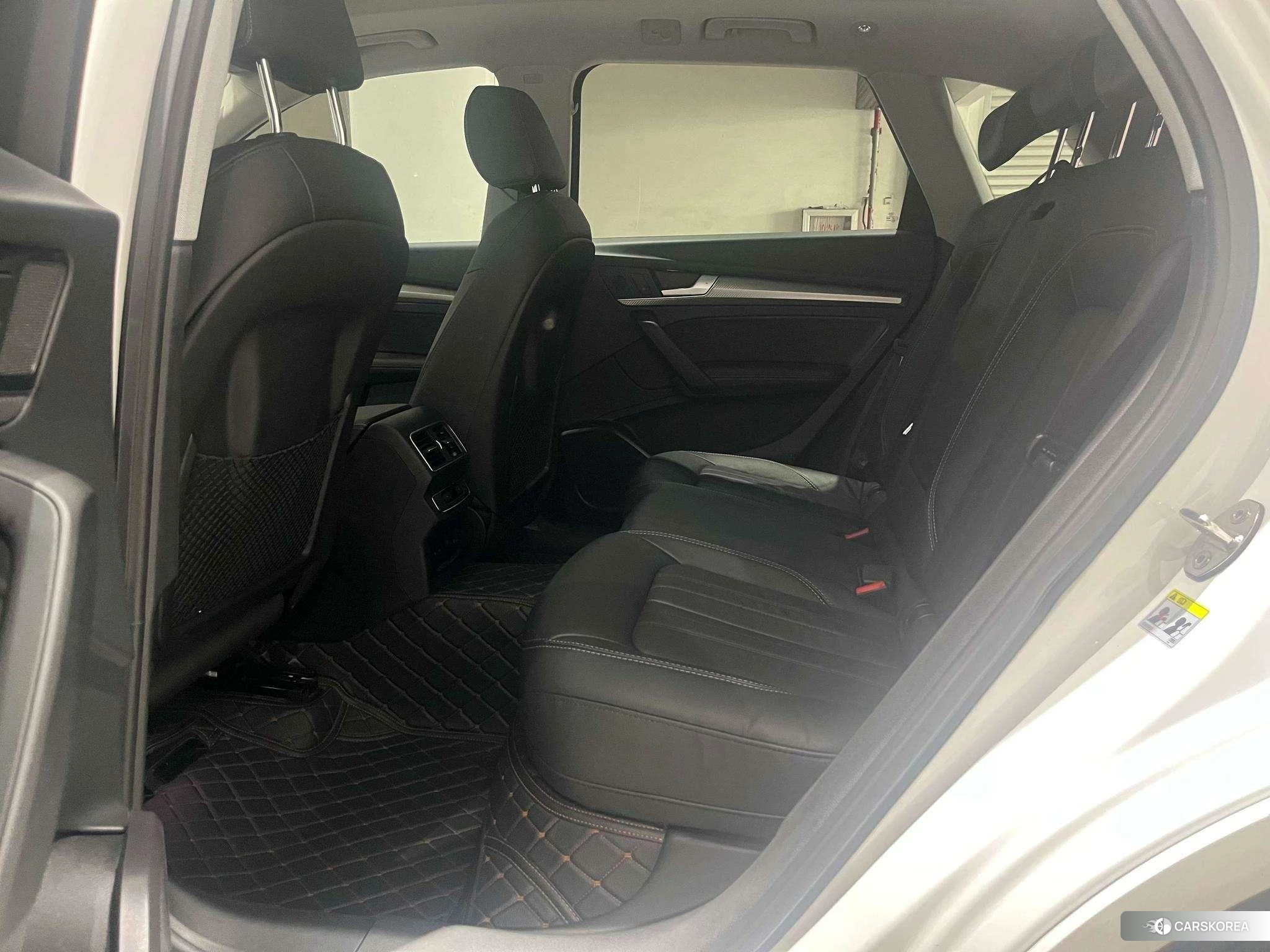 Audi Q5L 2019 Белый из Китая, фото 4