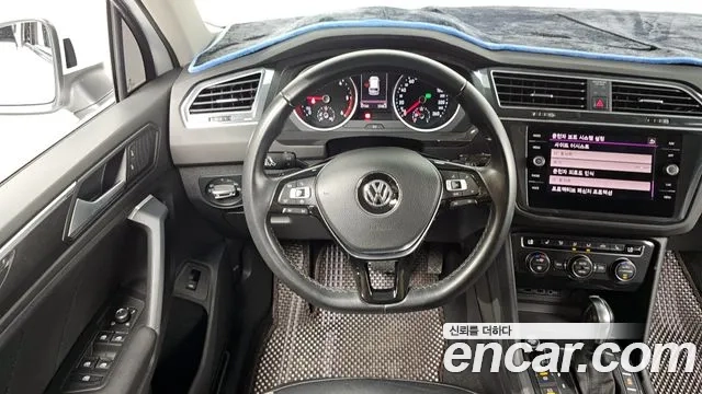 Volkswagen Tiguan second Generation 2020 Белый из Кореи, фото 4