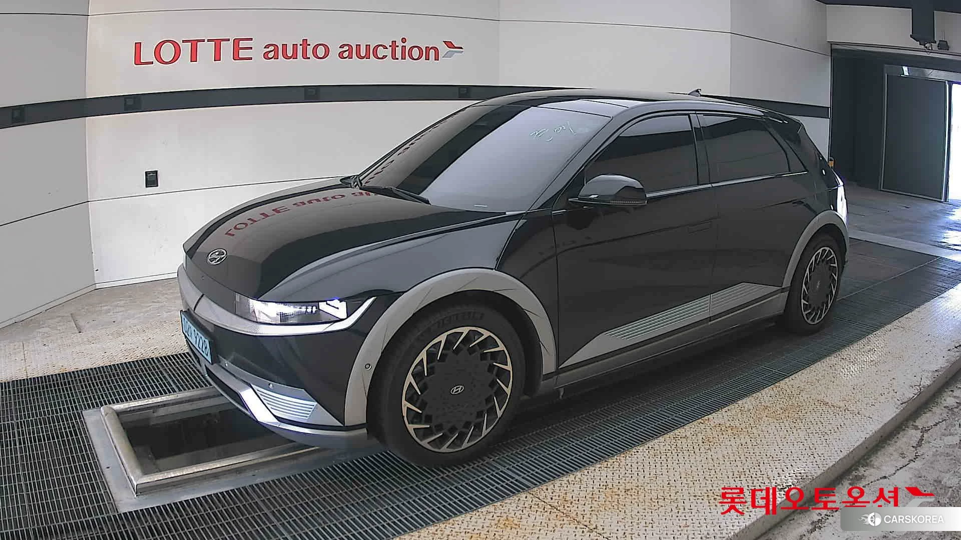 Hyundai IONIQ 5 2022 Phantom Black Pearl из Кореи, фото 4