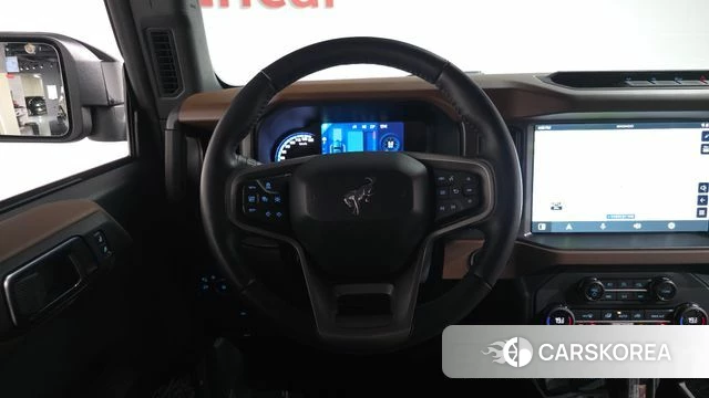 Ford Bronco 6th Generation 2024 Черный из Кореи, фото 4