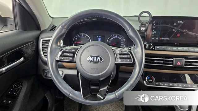 Kia Seltos 2021 Белый из Кореи, фото 4
