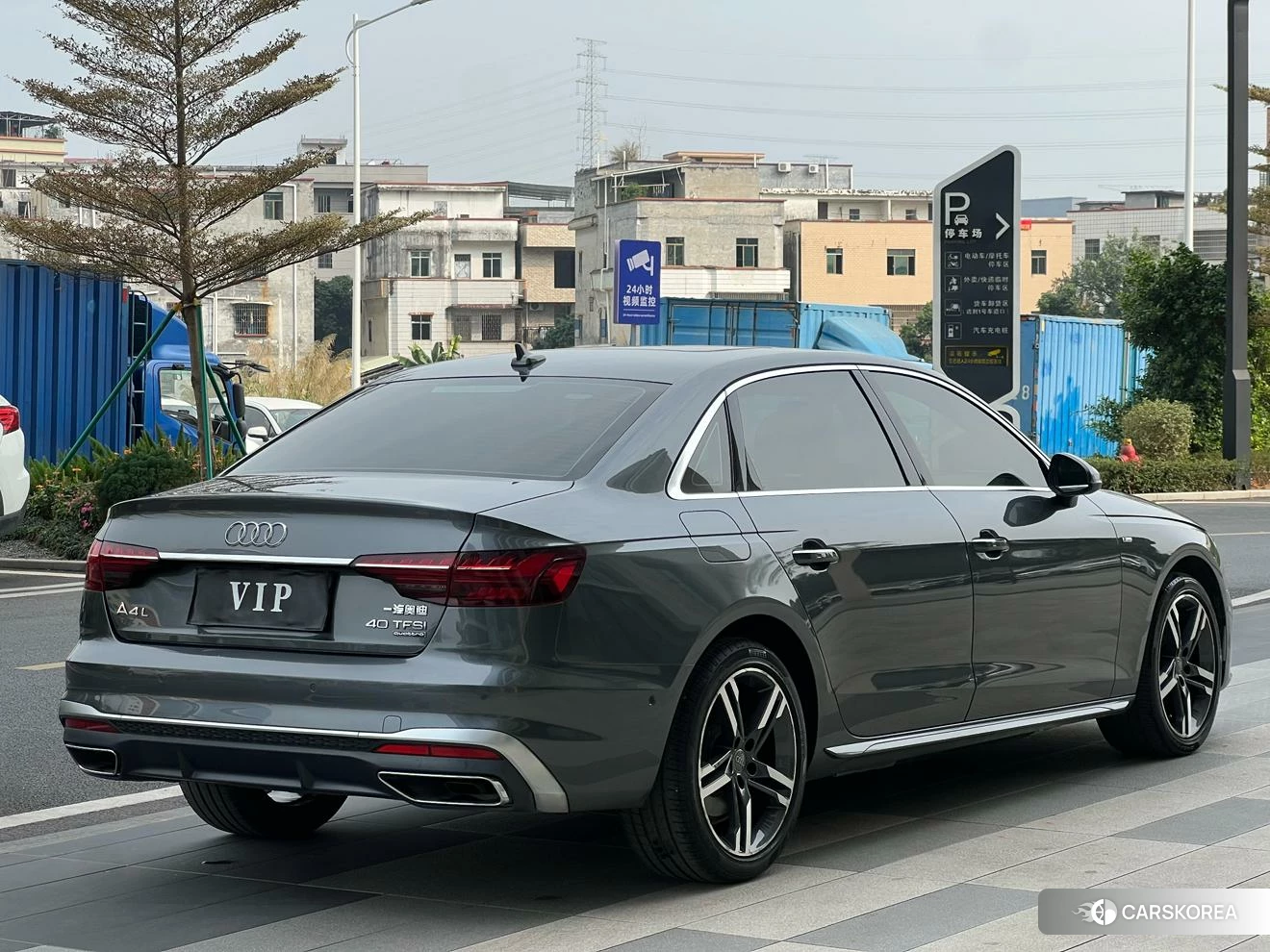 Audi A4L 2020 Темно-серый из Китая, фото 4