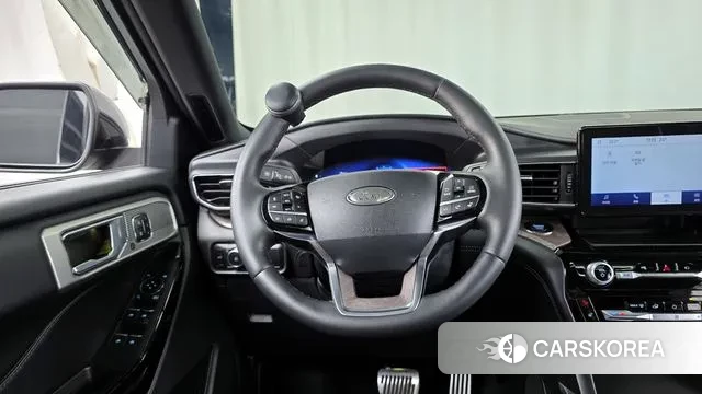 Ford Explorer 6th Generation 2023 Черный из Кореи, фото 4
