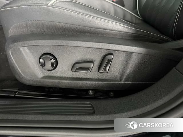 Volkswagen Passat 2022 Черный из Китая, фото 4