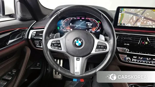 BMW 5 Series (G30) 2021 Белый из Кореи, фото 4