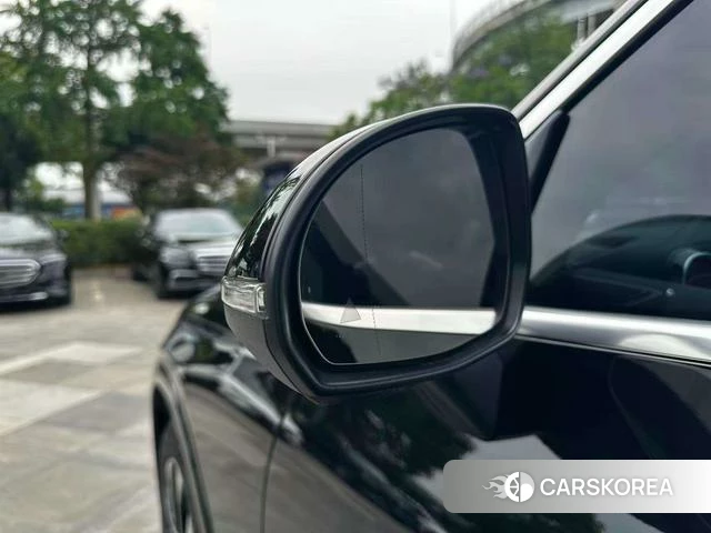 Mercedes-Benz GLC 2023 Черный из Китая, фото 4