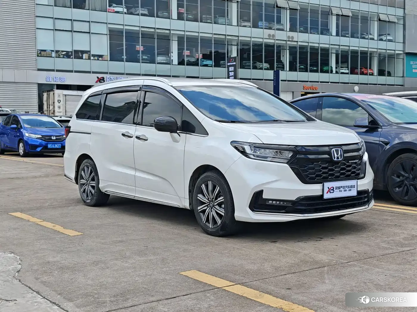 Honda Odyssey 2024 Белый из Китая, фото 5