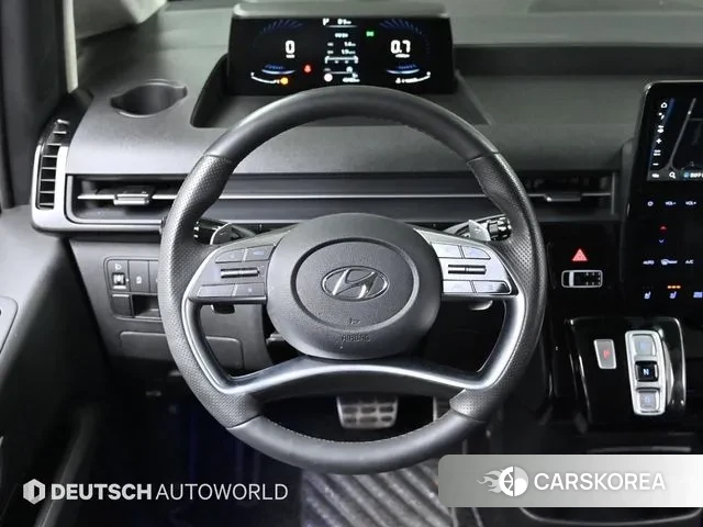 Hyundai Staria 2022 Черный из Кореи, фото 4