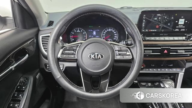 Kia Seltos 2019 Белый из Кореи, фото 4