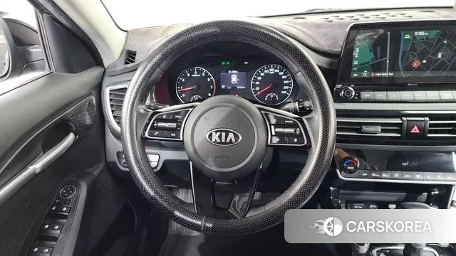 Kia Seltos 2021 Черный из Кореи, фото 4