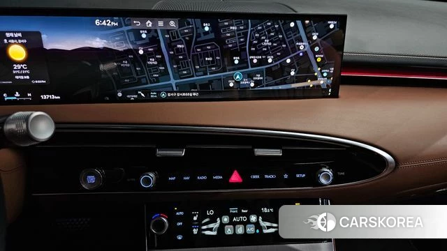 Genesis GV70 2024 Белый из Кореи, фото 4