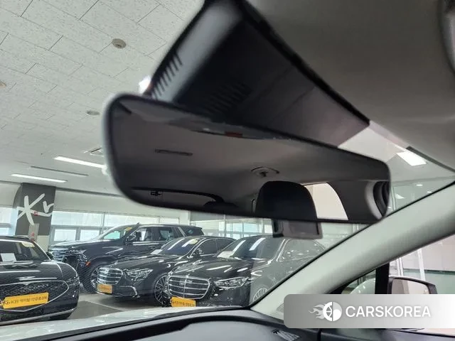 Kia Sportage 5th Generation Hybrid 2024 Белый из Кореи, фото 4