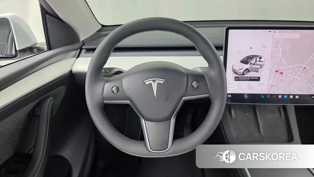 Tesla Model Y 2023 Белый из Кореи, фото 4