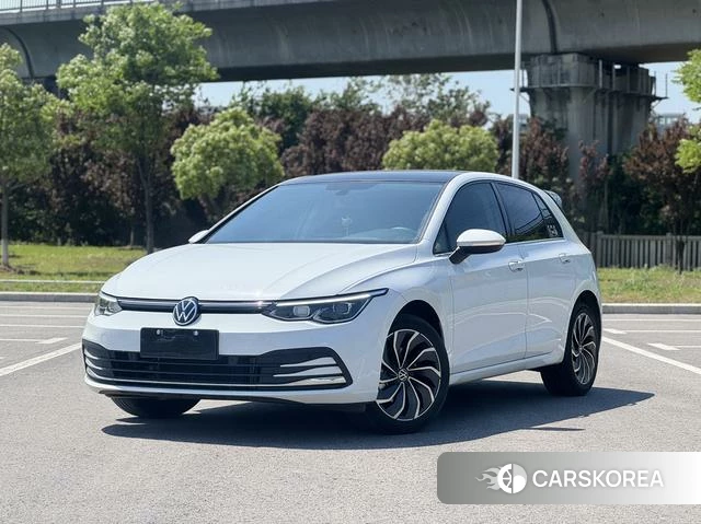 Volkswagen Golf 2024 Белый из Китая, фото 4