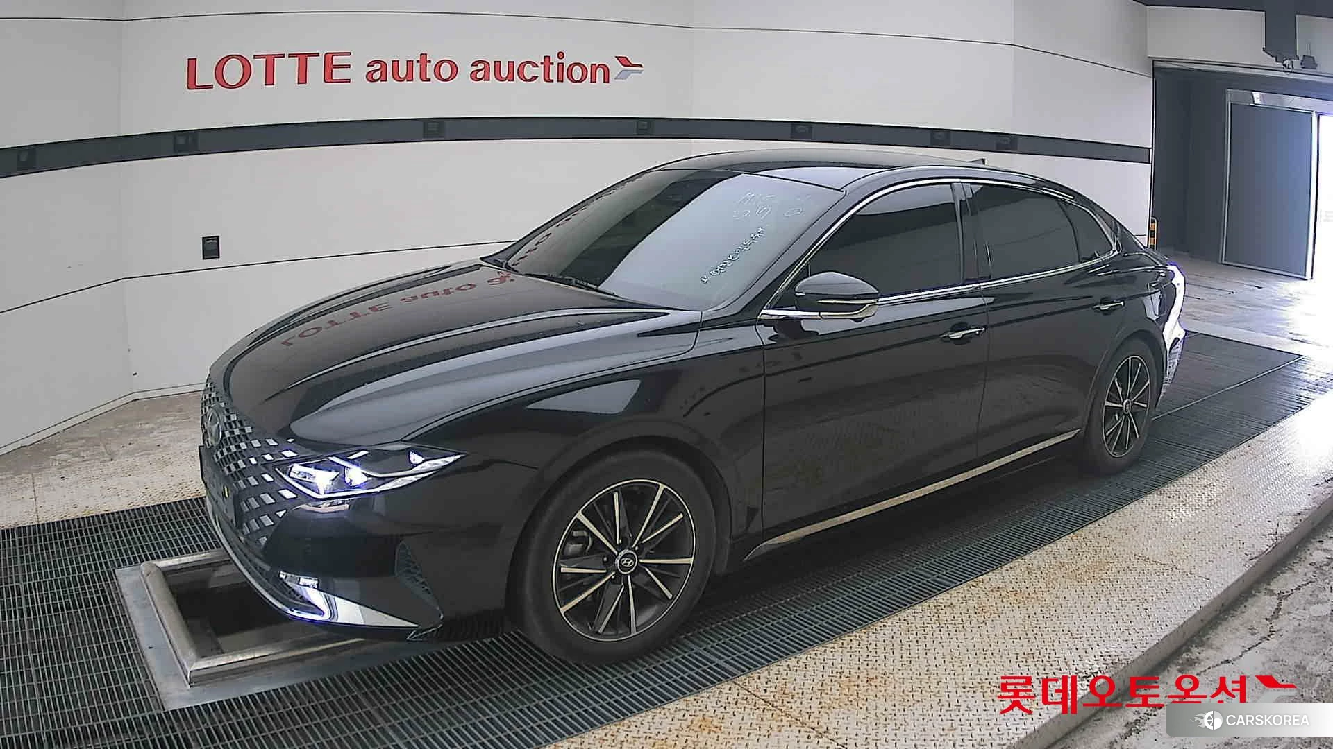Hyundai Grandeur 2022 Черный из Кореи, фото 4