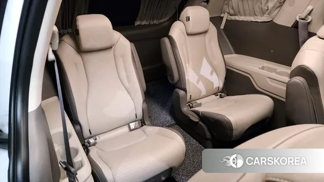 Kia Carnival 4th generation 2023 Белый из Кореи, фото 4