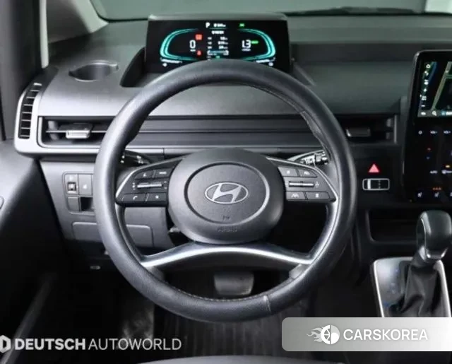 Hyundai Staria 2024 Серебристо-серый из Кореи, фото 4