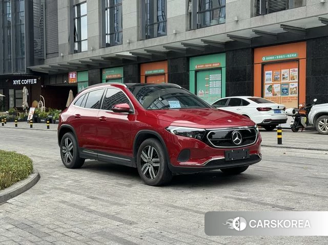 Mercedes-Benz EQA 2022 Красный из Китая, фото 4