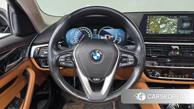 BMW 5 Series (G30) 2018 Серый из Кореи, фото 4